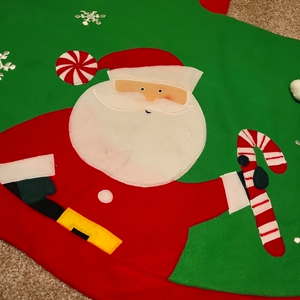 Christmas Tree Skirt 48" Santa Claus Raised Snowflakes Felt Round Green‎ Red